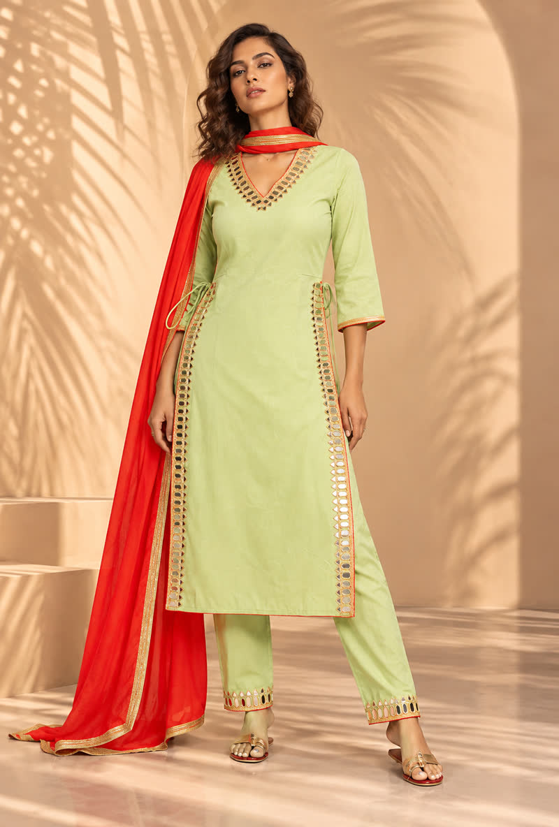 ZARIA - Gazzi Silk Kurta Set